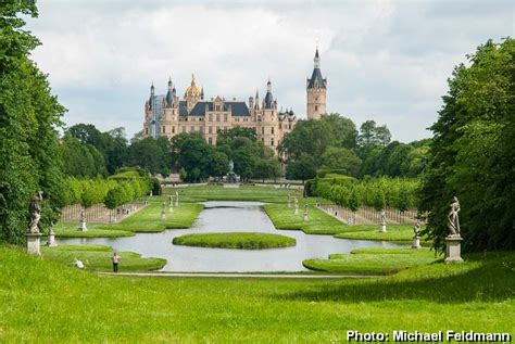  Schlösser und Gärten Schwerin: Oaza Królewskiej Elegancji nad Jeziorami