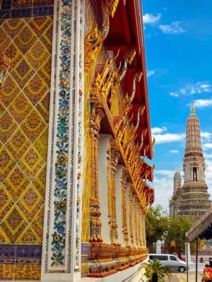  Wat Arun: Magiczny Świątynia Wschodu i Złota Ikona nad Chao Phraya